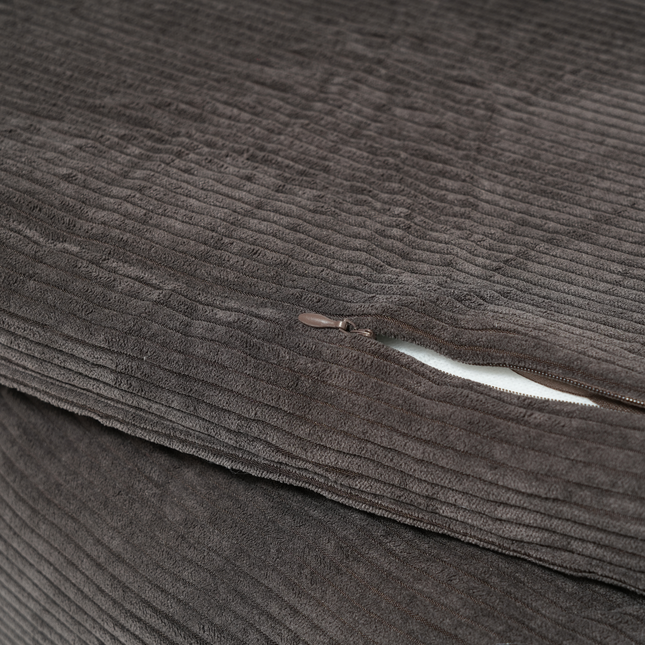 Staey - Vera Hundeseng, Dark Oak Fløjl