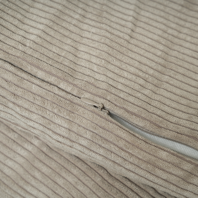 Staey - Vera Hundeseng, Dune Fløjl