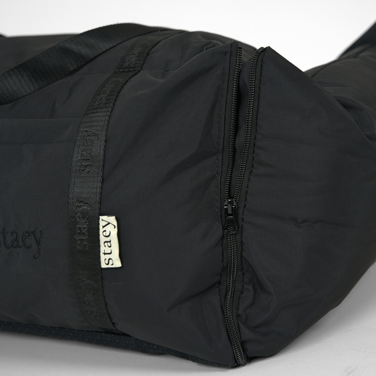 Thea 3-i-1 Bilsæde, Charcoal – Staey