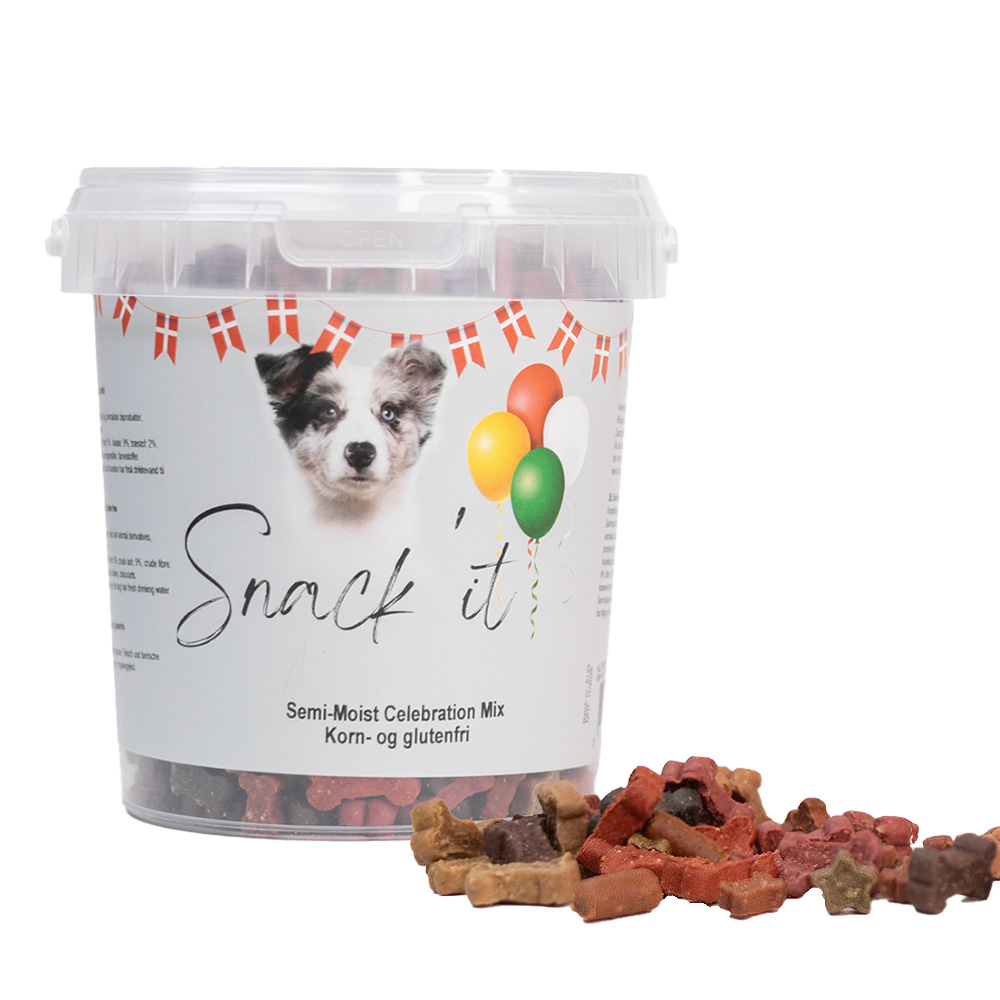 Snack'it Semi-Moist Celebration Mix, 500 g