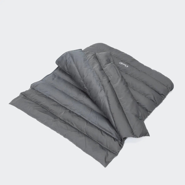 Cloud7 hundesovepose, Vancouver Anthra Cloud7