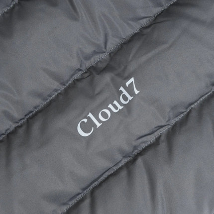 Cloud7 hundesovepose, Vancouver Anthra Cloud7