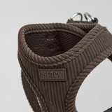 Fløjl Step-in Hundesele, Dark Oak – Staey