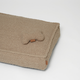 Staey - Noor Hundepude, Sand Curly