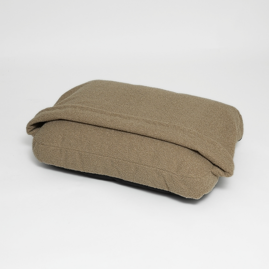 Staey - Lana Hundepude m. Hule, Oat Bouclé