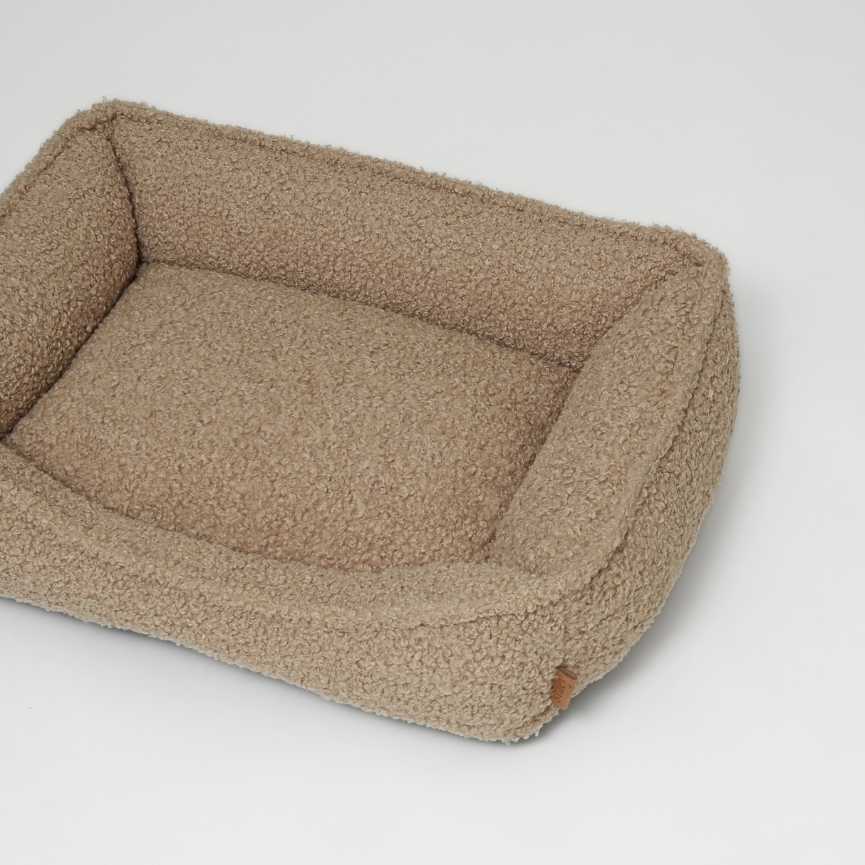 Staey - Tora Hundeseng, Sand Curly