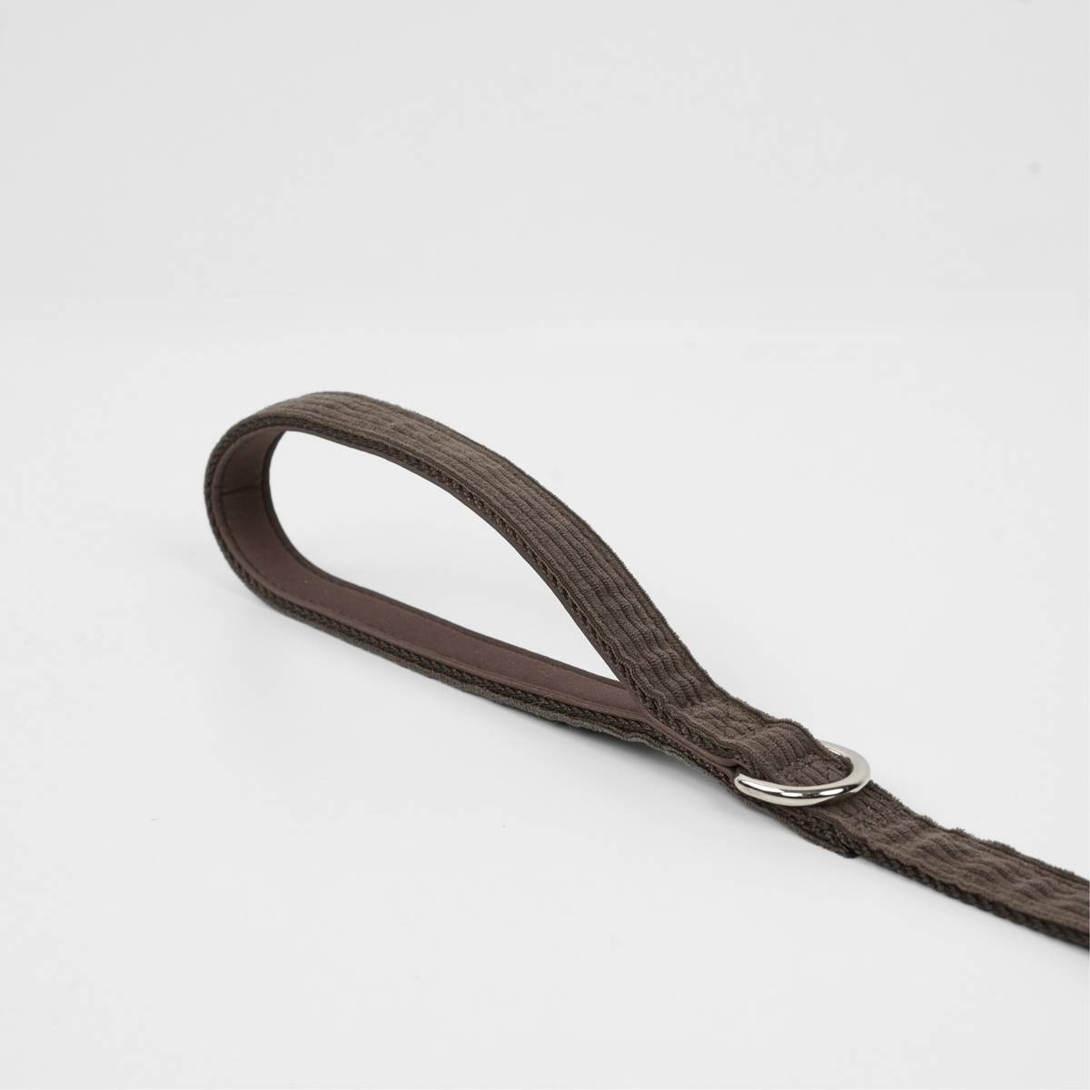 Staey - Elma Fløjl Hundesnor, Dark Oak