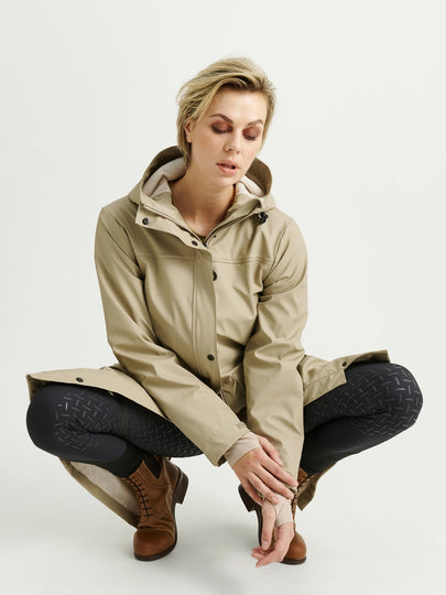 Jacson Barbro - Regnjakke til ejer, Beige