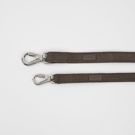 Staey - Elma Fløjl Hundesnor, Dark Oak