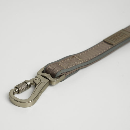 Furpect - Loop Hundesnor, Latte