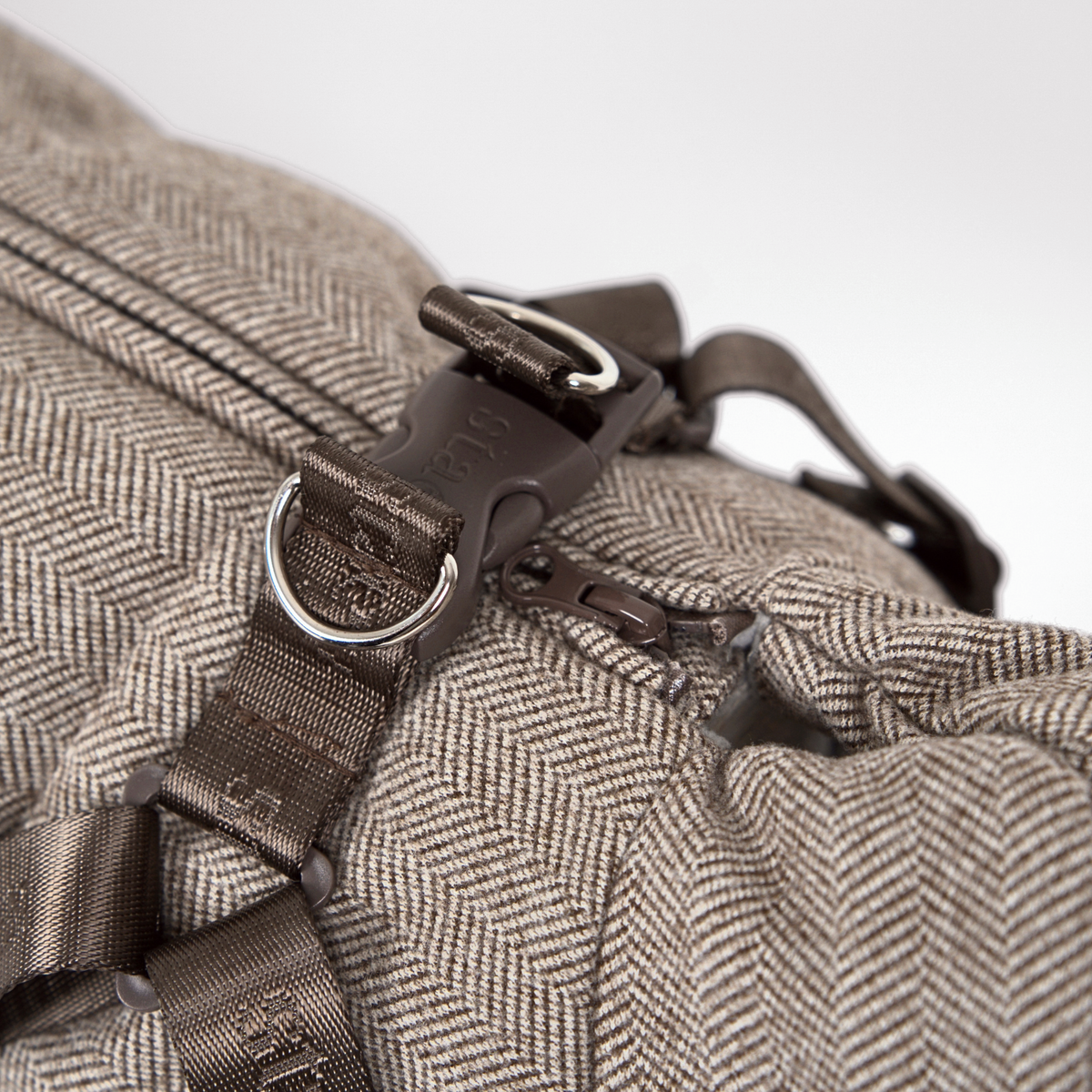 Vera Hundejakke m. sele, Herringbone Mocca – Staey
