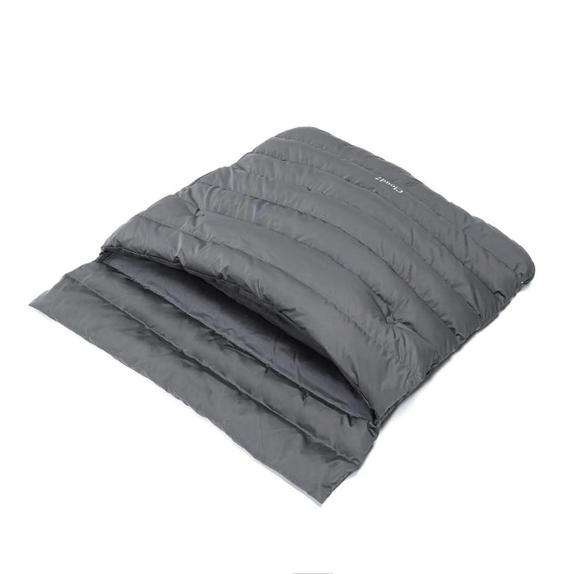 Cloud7 hundesovepose, Vancouver Anthra Cloud7